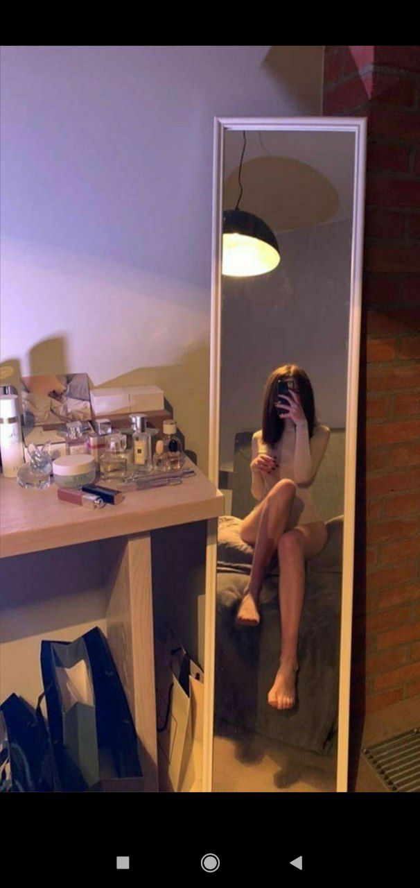 Beyoğlu Escort Arabada Seks Yapan Melis